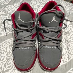 Nike Air Jordan Flight 23 (GG) Cool Grey/Fuchsia/WhiteSize 7.5Y    768910-026